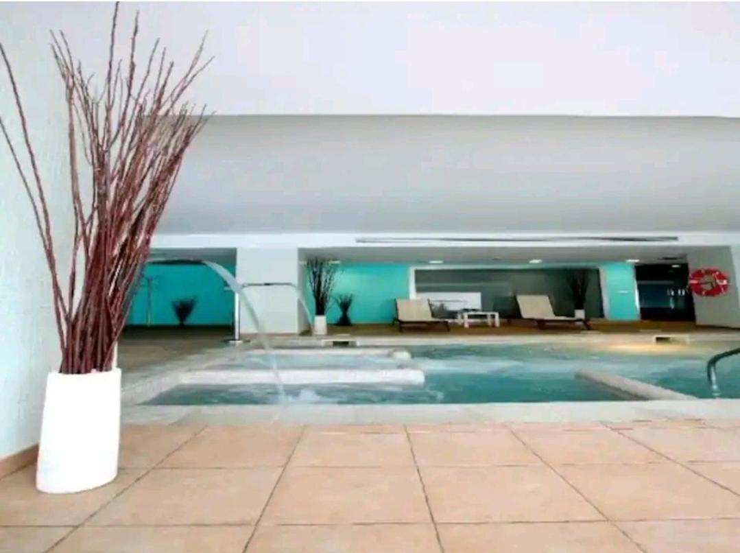 Elegante Alojamiento Con Piscina A 200 M Del Mar. Benalmádena Exterior foto